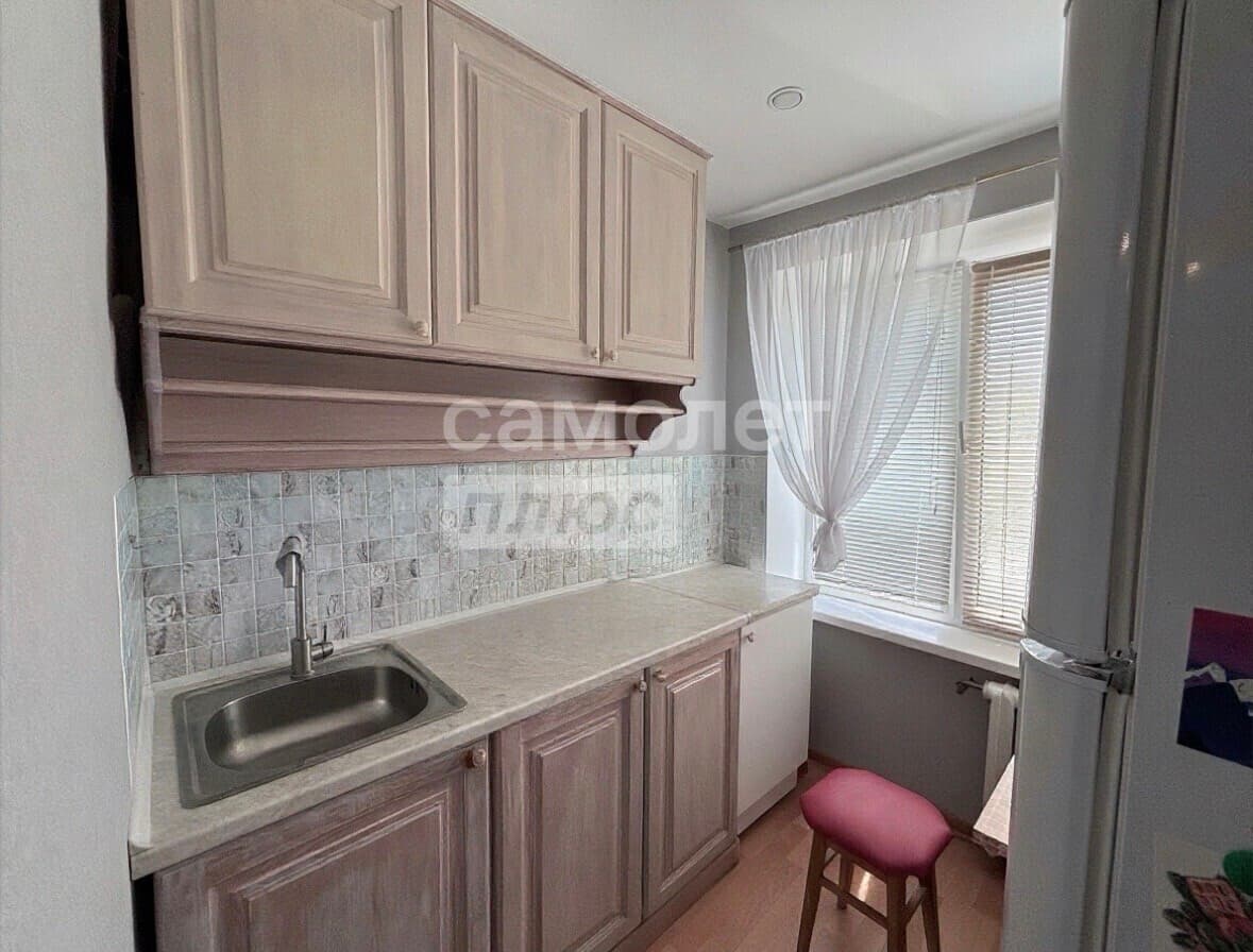 2-комн. квартира, 32 м² — миниатюра 2